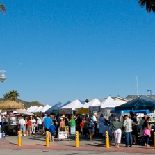 Friday Night Market at Avila Beach