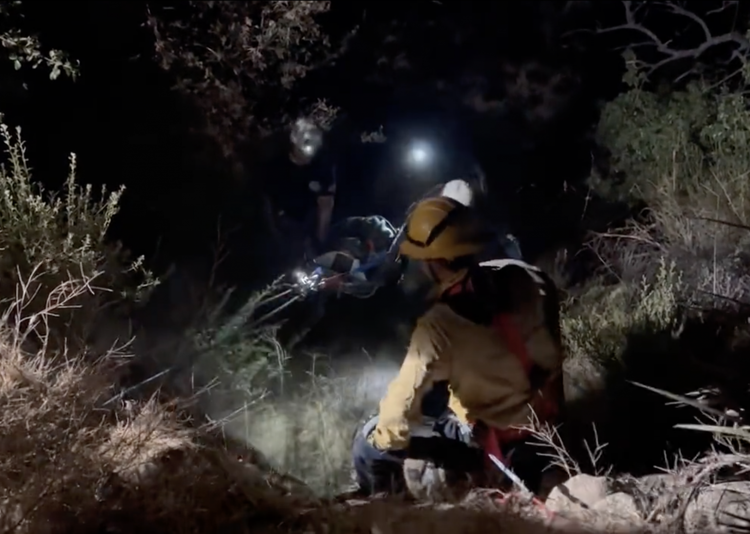 Injured hunter rescued after plunging off Santa Barbara County cliff - Vimarsana News