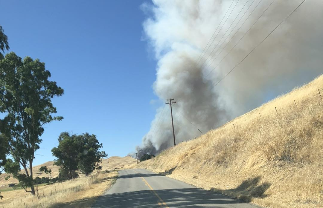 Fire burns 355 acres near San Miguel - Vimarsana News