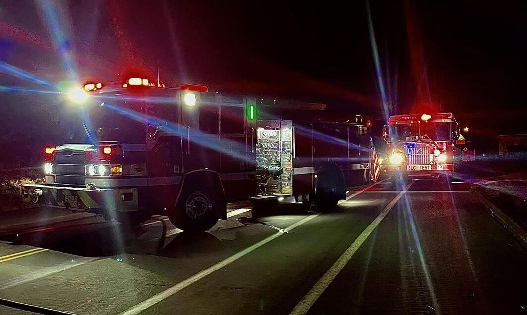 Three people hospitalized after Templeton crash